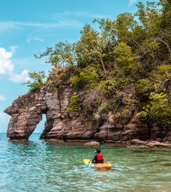 Backpacking in Dominica | Tropical Caribbean Paradise!